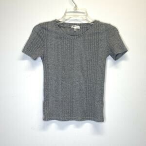Urban Look Women Solid Round Neck pullover sweater top short sleeve Sz S knit